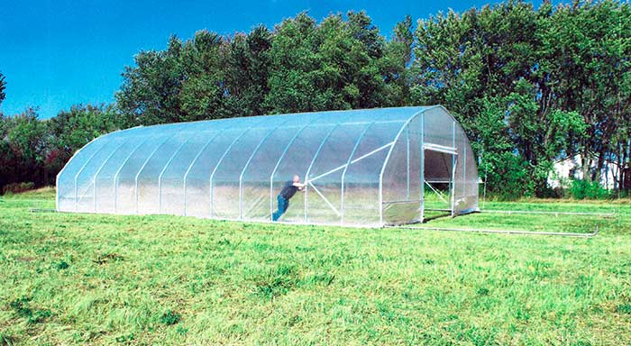 The Traveller, a movable high tunnelo greenhouse.